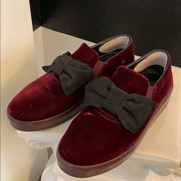 Prada Linea Rossa Red Velvet Bow Slip On Sneakers - Picture 2 of 8